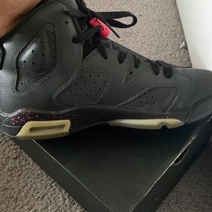 Pink and grey Jordan 13s